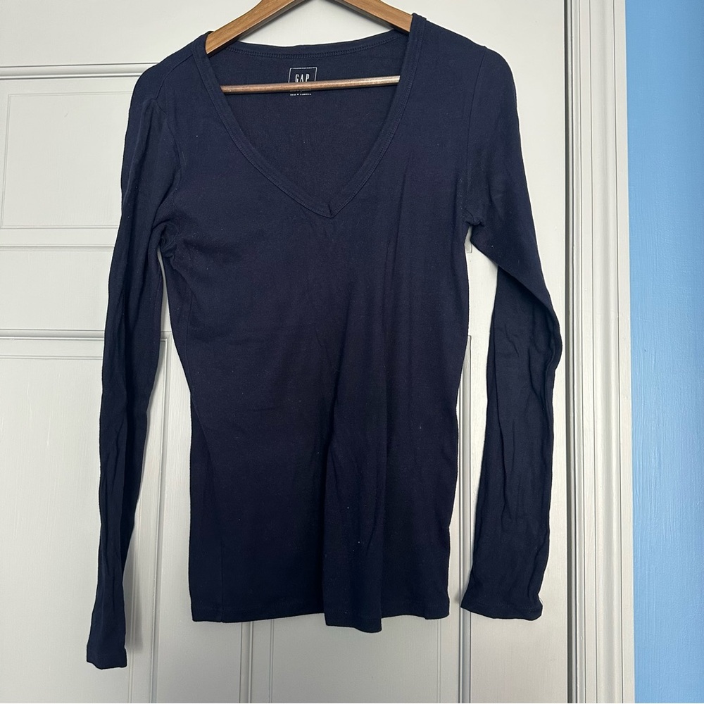 GAP Women's Long Sleeve Black Top